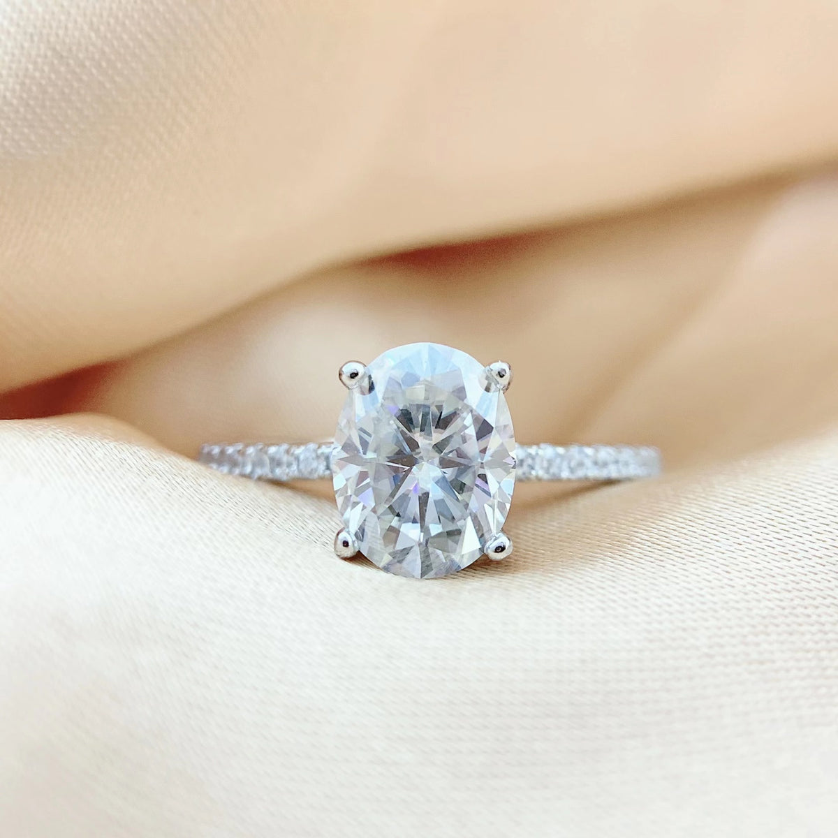 Sterling Silver S925 Moissanite Egg-shaped Ring Cross-border European and American Best-selling Pigeon Egg 3 Carat Alien Amazon Diamond Ring